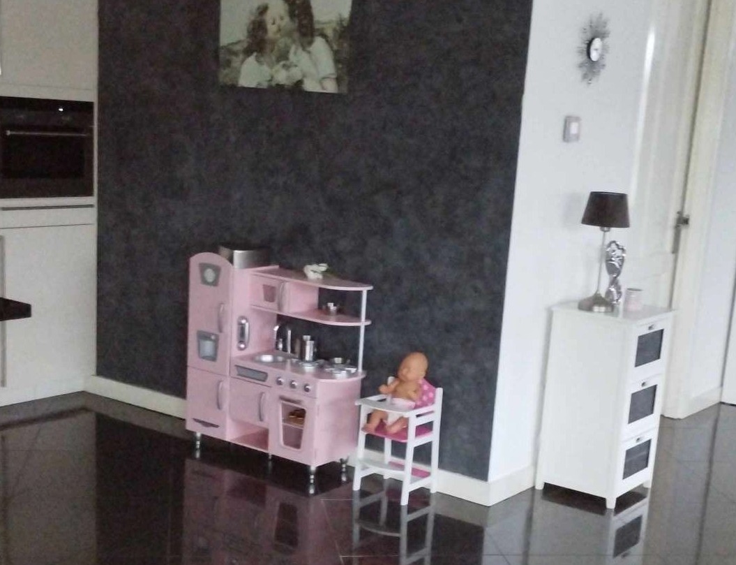 Impressie stukje keuken/woonkamer.