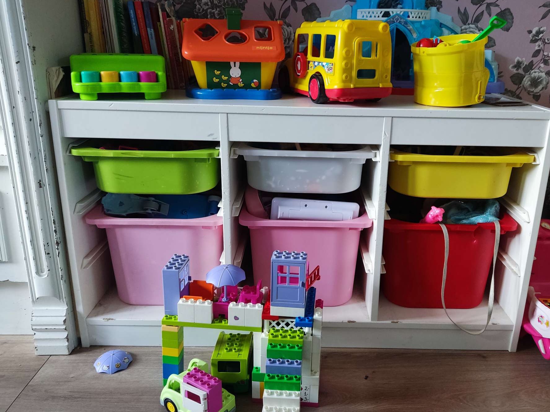 Duplo, auto's, little people, boeken, en