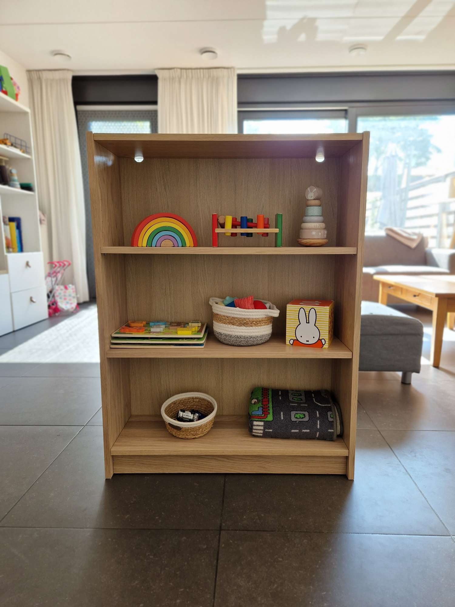 Open kast, zelfstandigheid, toy-rotation