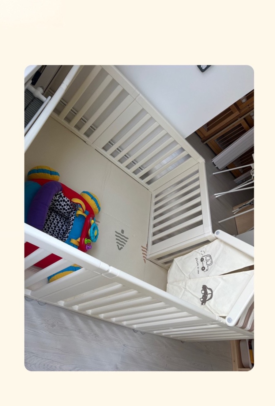 Babyhoek + bakken vol leer speelgoed