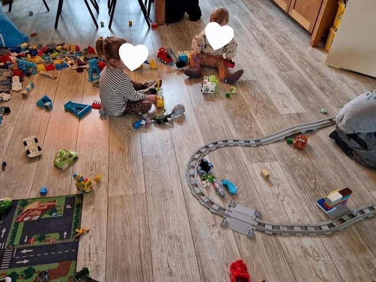 Spelen en bouwen met duplo